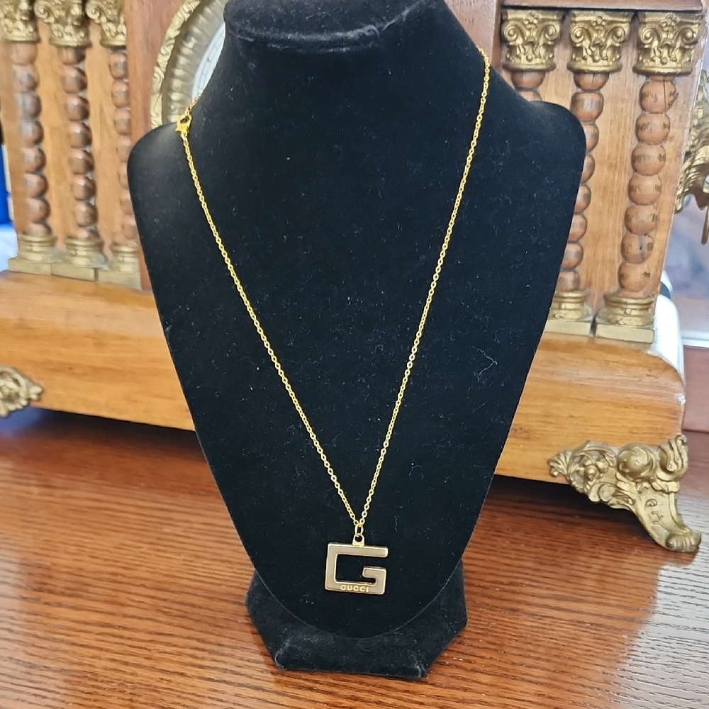 Gucci Gold Pendant Necklace
